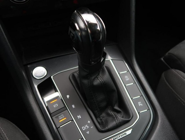 Volkswagen Tiguan  2.0 TDI R-Line