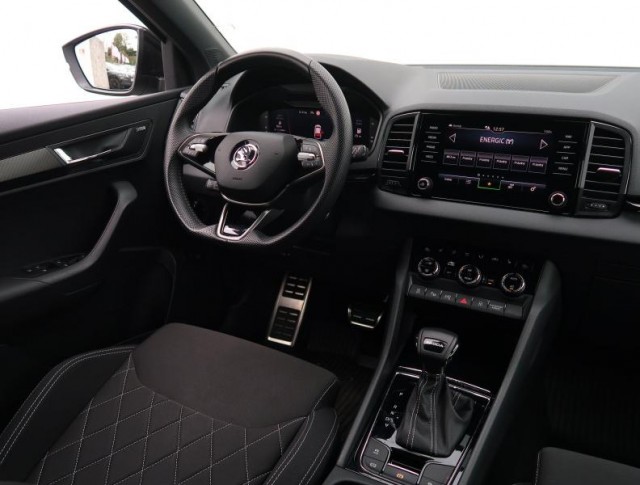 Škoda Karoq  1.5 TSI Sportline