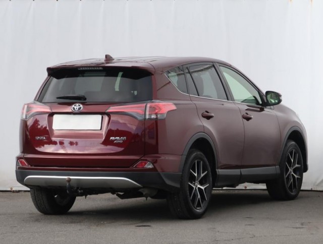 Toyota RAV 4  2.0 VVT-i Selection
