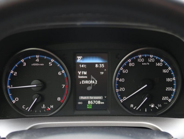 Toyota RAV 4  2.0 VVT-i Selection