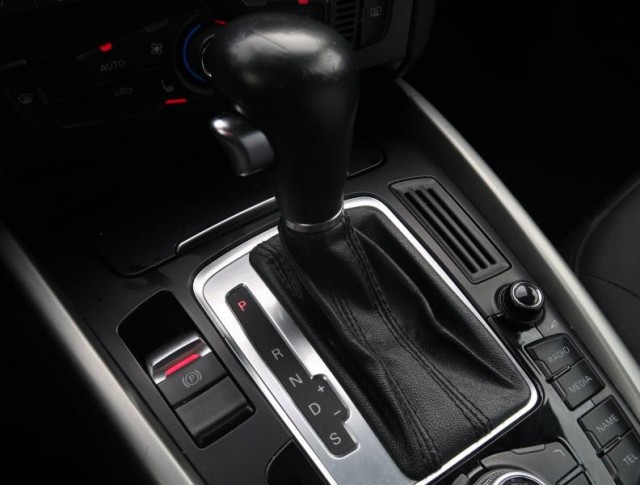Audi Q5  2.0 TDI 