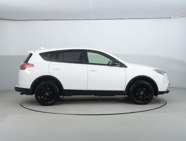 Toyota RAV 4  2.0 D-4D 