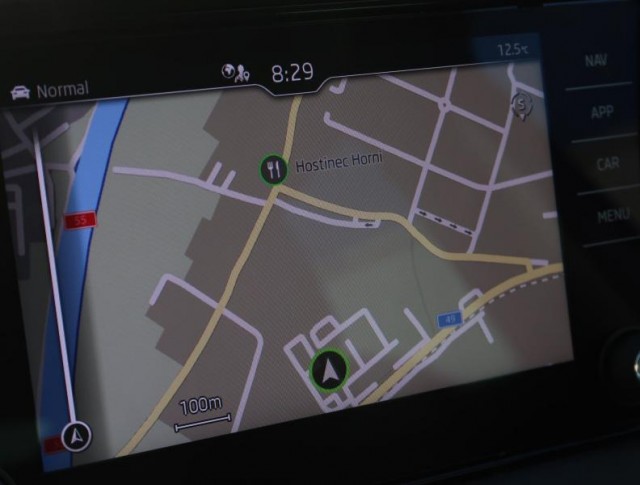 Škoda Karoq  1.0 TSI Style