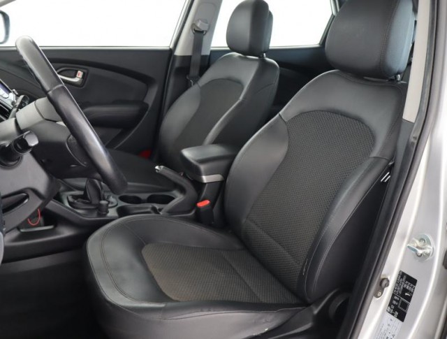 Hyundai ix35  2.0 CVVT 