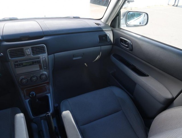 Subaru Forester  2.0 