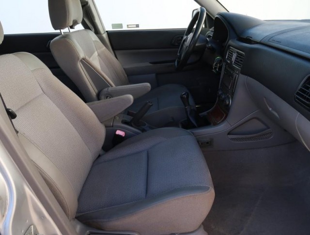 Subaru Forester  2.0 