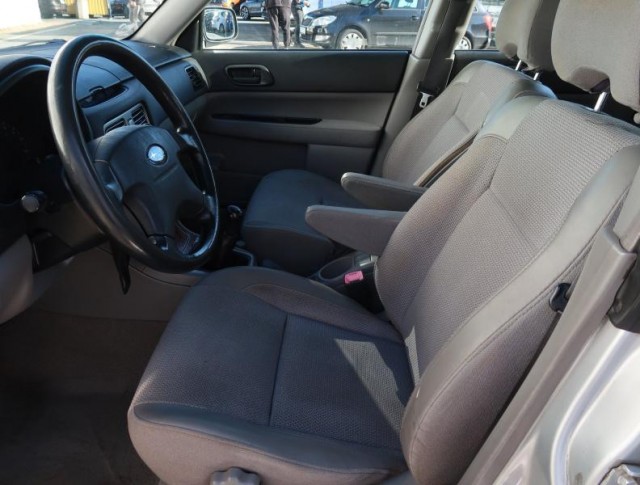 Subaru Forester  2.0 