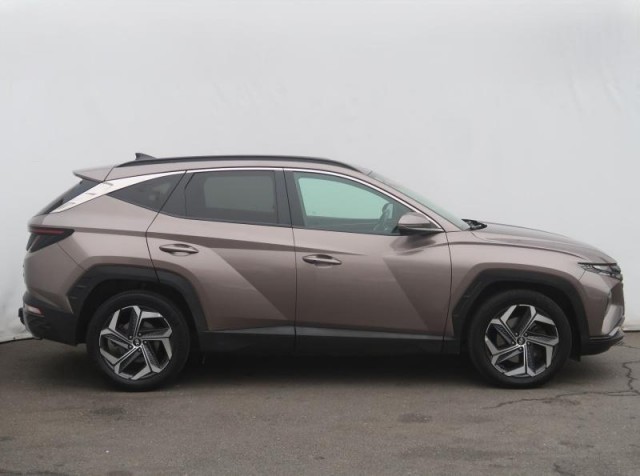 Hyundai Tucson  1.6 T-GDI HEV 