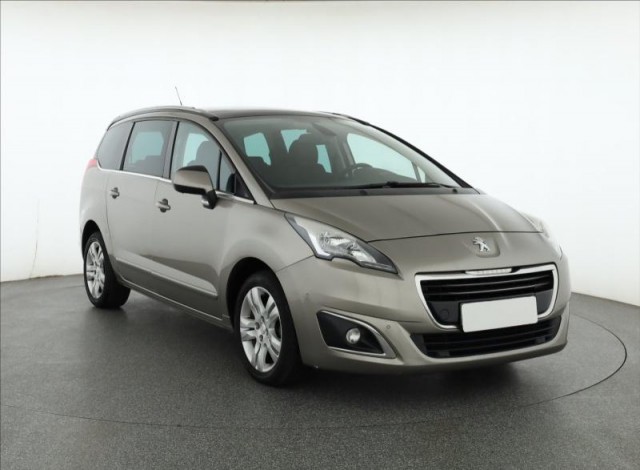 Peugeot 5008  2.0 BlueHDi 