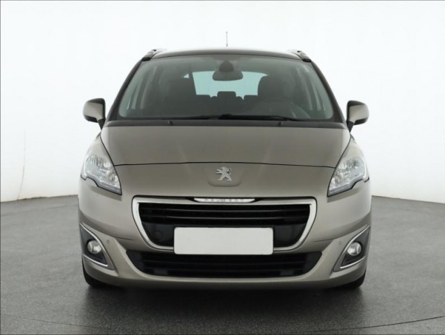 Peugeot 5008  2.0 BlueHDi 