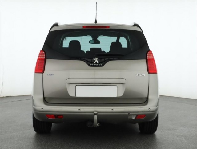 Peugeot 5008  2.0 BlueHDi 