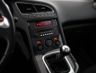 Peugeot 5008  2.0 BlueHDi 