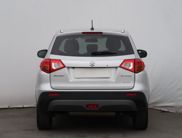 Suzuki Vitara  1.6 VVT Elegance