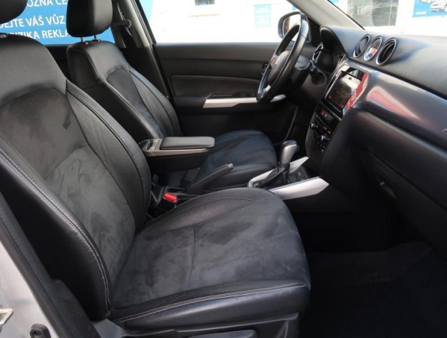 Suzuki Vitara  1.6 VVT Elegance