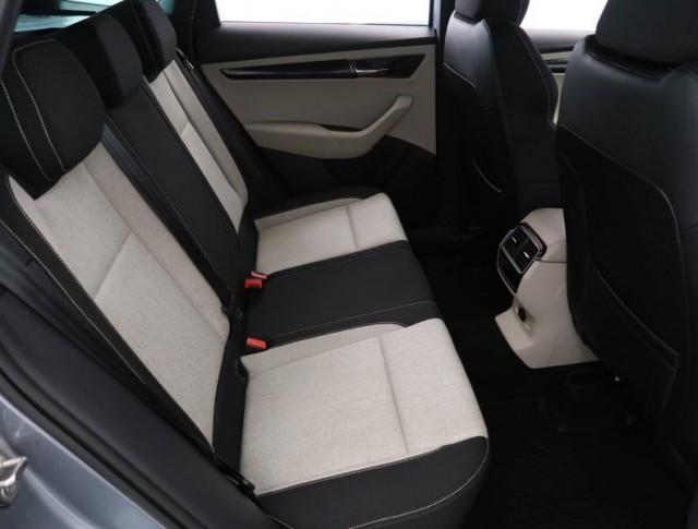 Škoda Karoq  1.5 TSI Style