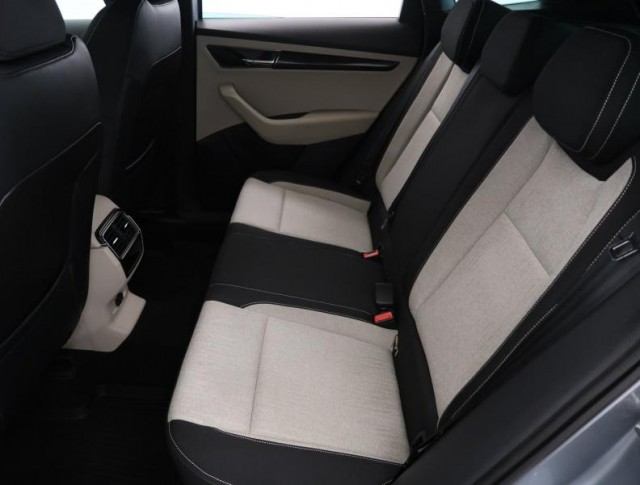 Škoda Karoq  1.5 TSI Style