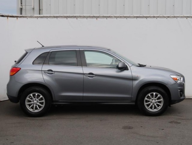 Mitsubishi ASX  1.6 MIVEC 