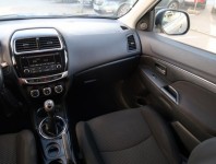 Mitsubishi ASX  1.6 MIVEC 