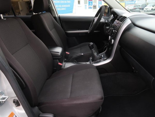 Suzuki Grand Vitara  2.4 VVT 