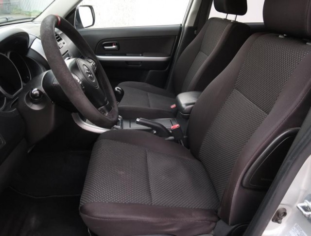 Suzuki Grand Vitara  2.4 VVT 