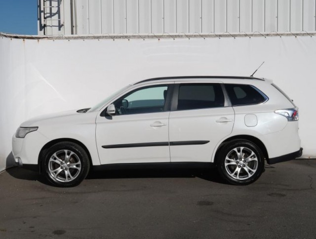 Mitsubishi Outlander  2.2 DI-D 