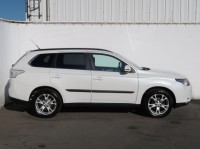 Mitsubishi Outlander  2.2 DI-D 