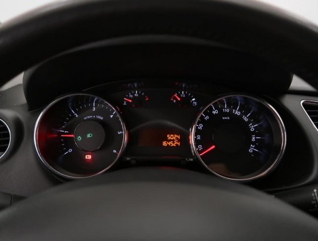 Peugeot 3008  1.6 BlueHDi Premium