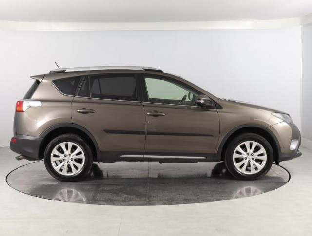 Toyota RAV 4  2.2 D-4D Executive