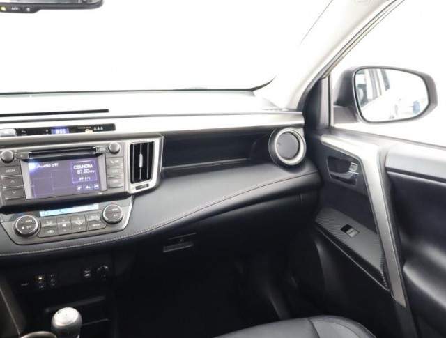 Toyota RAV 4  2.2 D-4D Executive