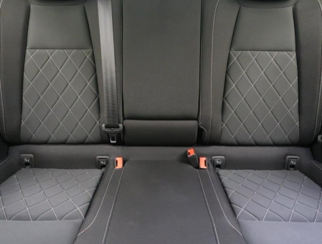 Škoda Karoq  1.5 TSI 