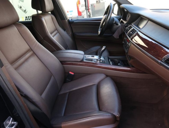 BMW X5  xDrive40d M Paket