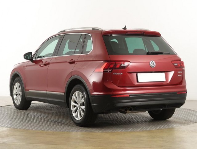 Volkswagen Tiguan  2.0 TDI 