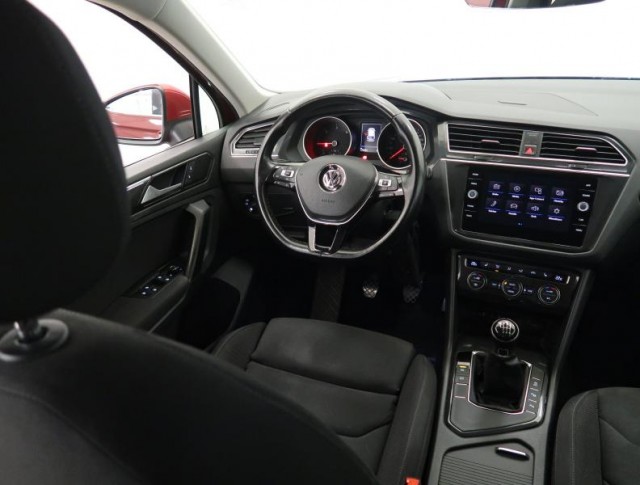 Volkswagen Tiguan  2.0 TDI 