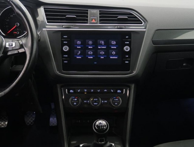 Volkswagen Tiguan  2.0 TDI 