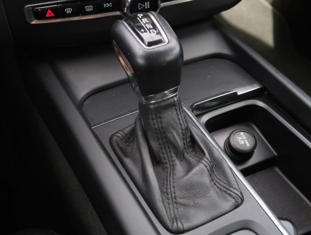 Volvo XC60  D4 AWD Momentum