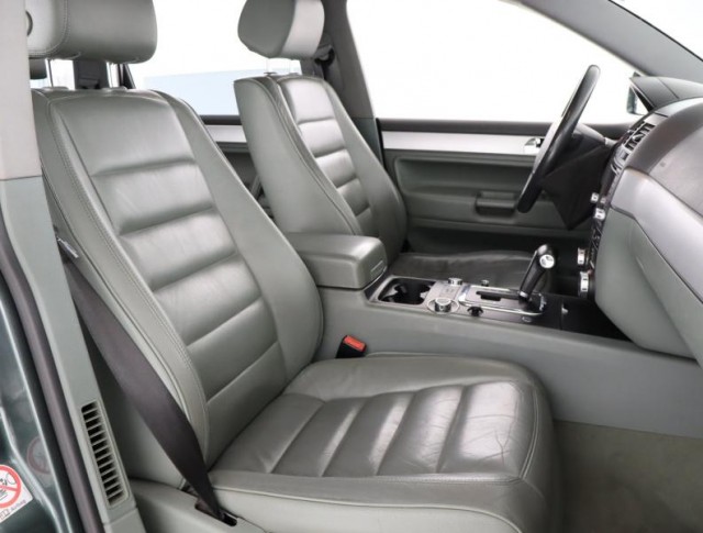 Volkswagen Touareg  2.5 R5 TDI 