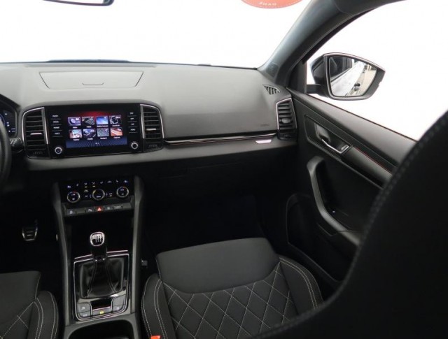Škoda Karoq  1.5 TSI Sportline