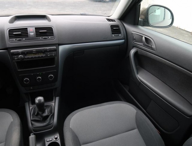 Škoda Yeti  1.2 TSI Active