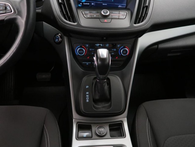 Ford Kuga  1.5 EcoBoost Titanium