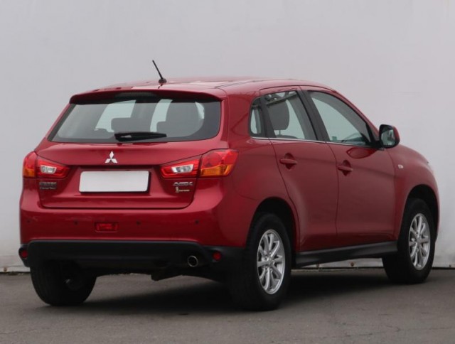 Mitsubishi ASX  1.6 MIVEC 