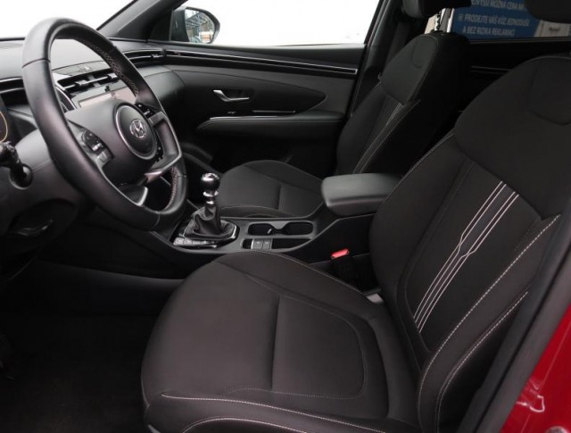 Hyundai Tucson  1.6 T-GDI 48V MHEV 