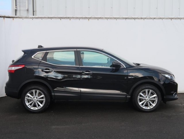 Nissan Qashqai  1.2 DIG-T 