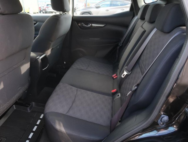 Nissan Qashqai  1.2 DIG-T 