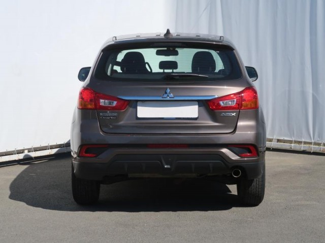 Mitsubishi ASX  1.6 MIVEC 