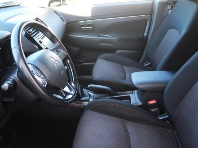 Mitsubishi ASX  1.6 MIVEC 