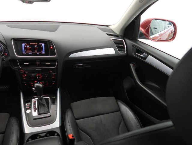 Audi Q5  2.0 TDI Exclusive