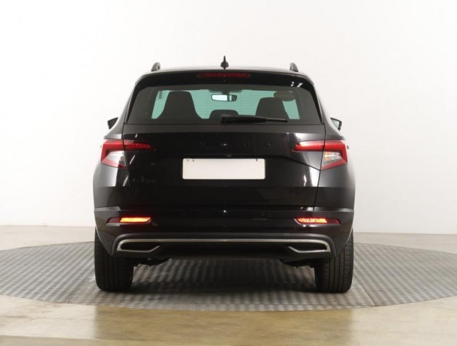 Škoda Karoq  1.5 TSI Sportline