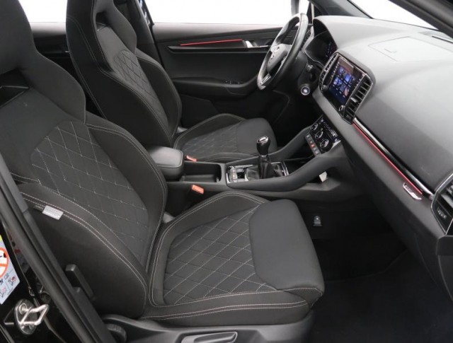 Škoda Karoq  1.5 TSI Sportline