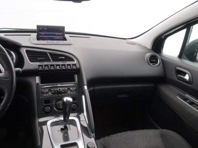 Peugeot 3008  1.6 HDi 