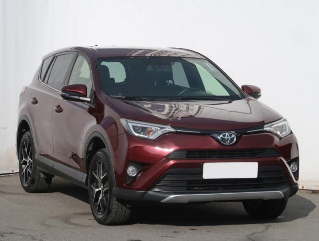 Toyota RAV 4  2.0 VVT-i Selection